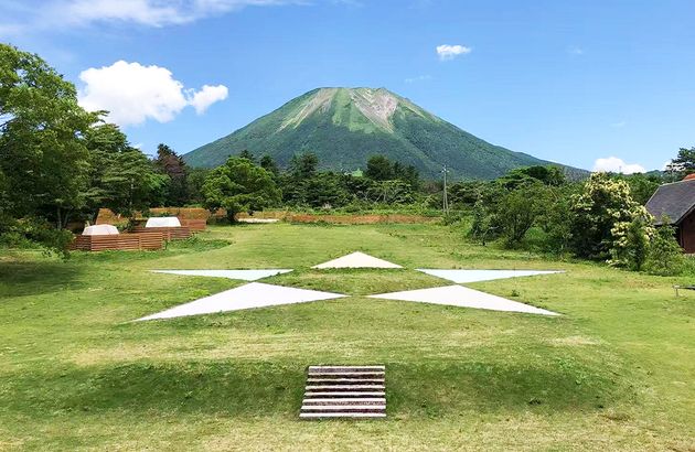 自然とアートの饗宴 ~沢田ベース&西日本最大級フラワーパークとっとり花回廊の癒しの旅~